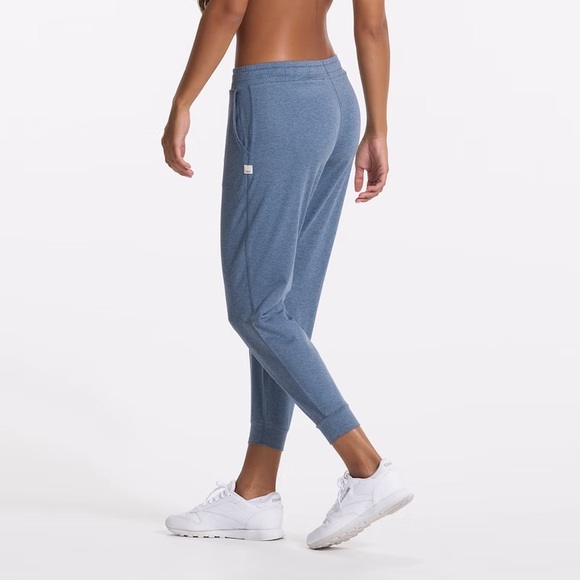 Vuori Women's Performance Joggers in Azure Heather - Picture 13 of 13